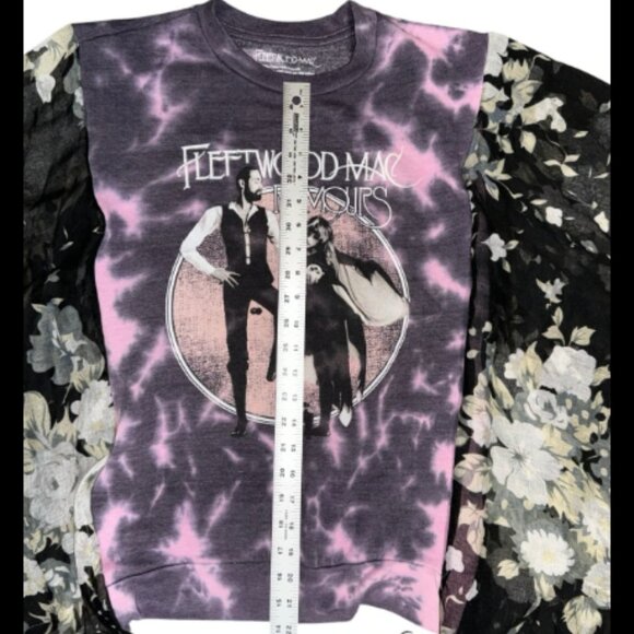 Upcycled Fleetwood Mac Poncho Top – One of a Kind - Picture 4 of 9